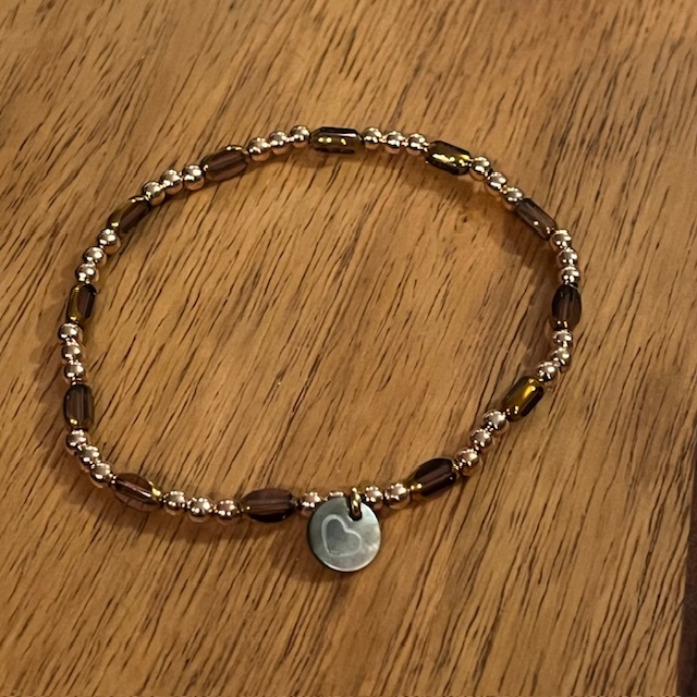 Lua Glamour Armband - Elastisch mit Gold Perlen & Steine 