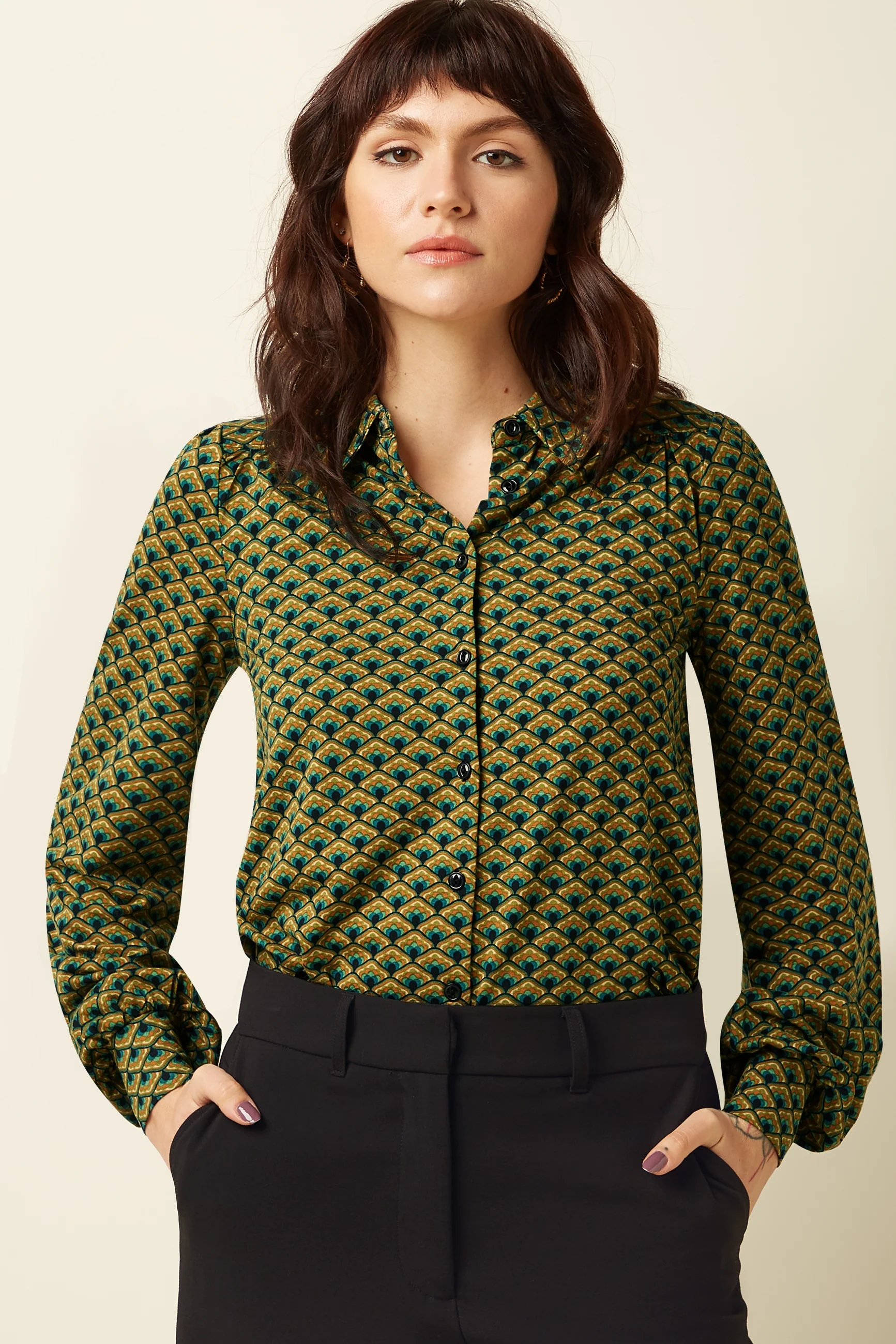 King Louie Carina Jersey Bluse Frio Retro Muster