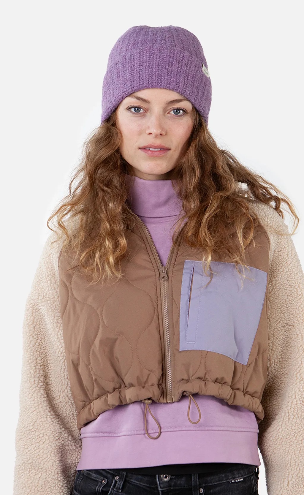 Barts Neide Damen Beanie Mütze mit Wolle in Violet Barts Neide Damen Beanie Mütze mit Wolle in Violet