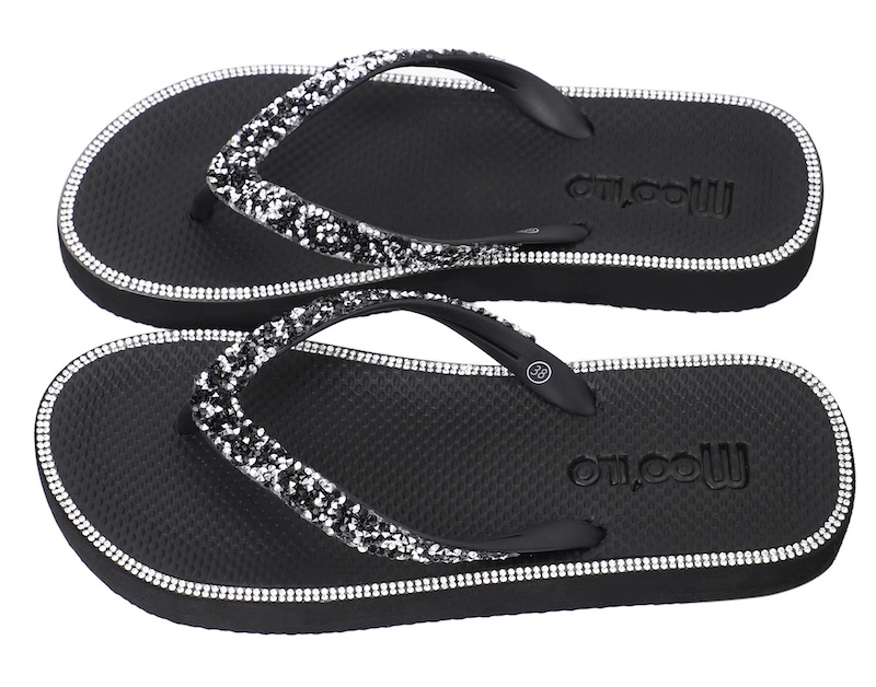 Moo' Ilo Damen Flip Flops Anna Schwarz mit Glitzersteine + Schwarze Jelly Tasche 