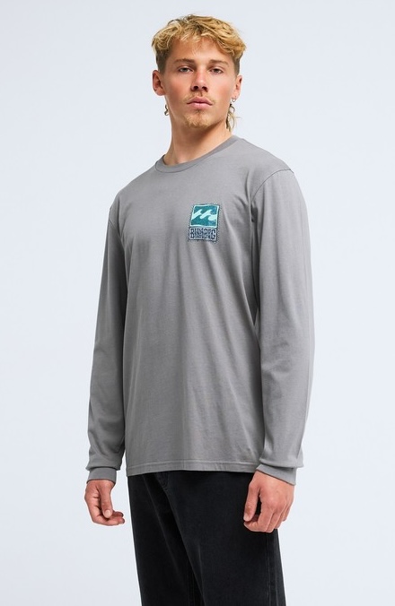 Billabong Stamp Langarm Shirt in Grau - Cooles Logo