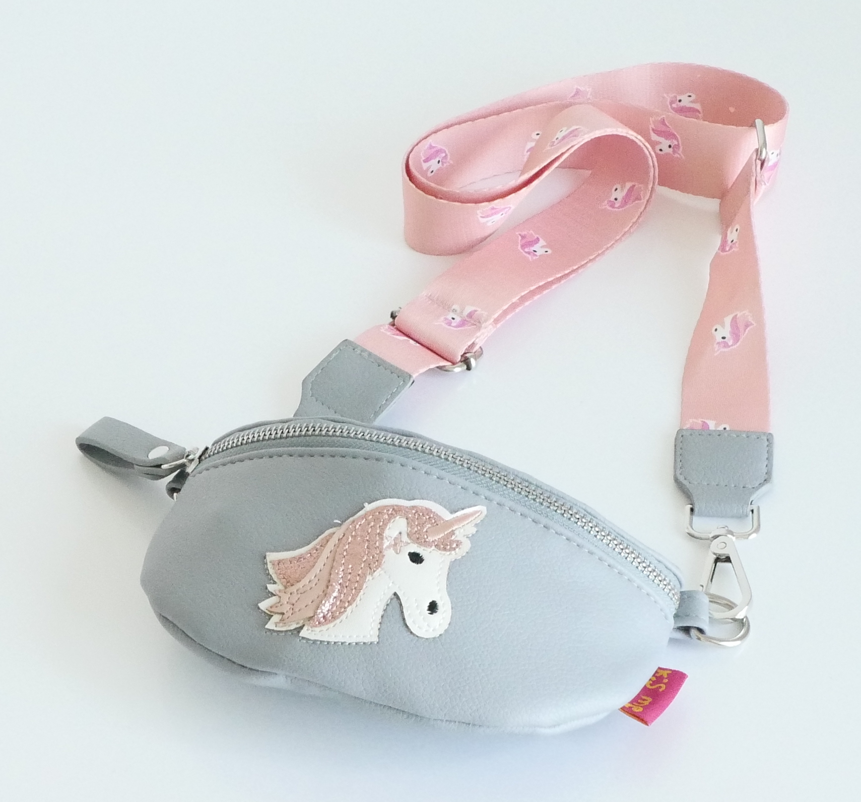 KisMe Crossbody Tasche Sidebag - Einhorn - Hellblau mit Einhorn Band KisMe Crossbody Tasche Sidebag - Einhorn - Hellblau mit Einhorn Band