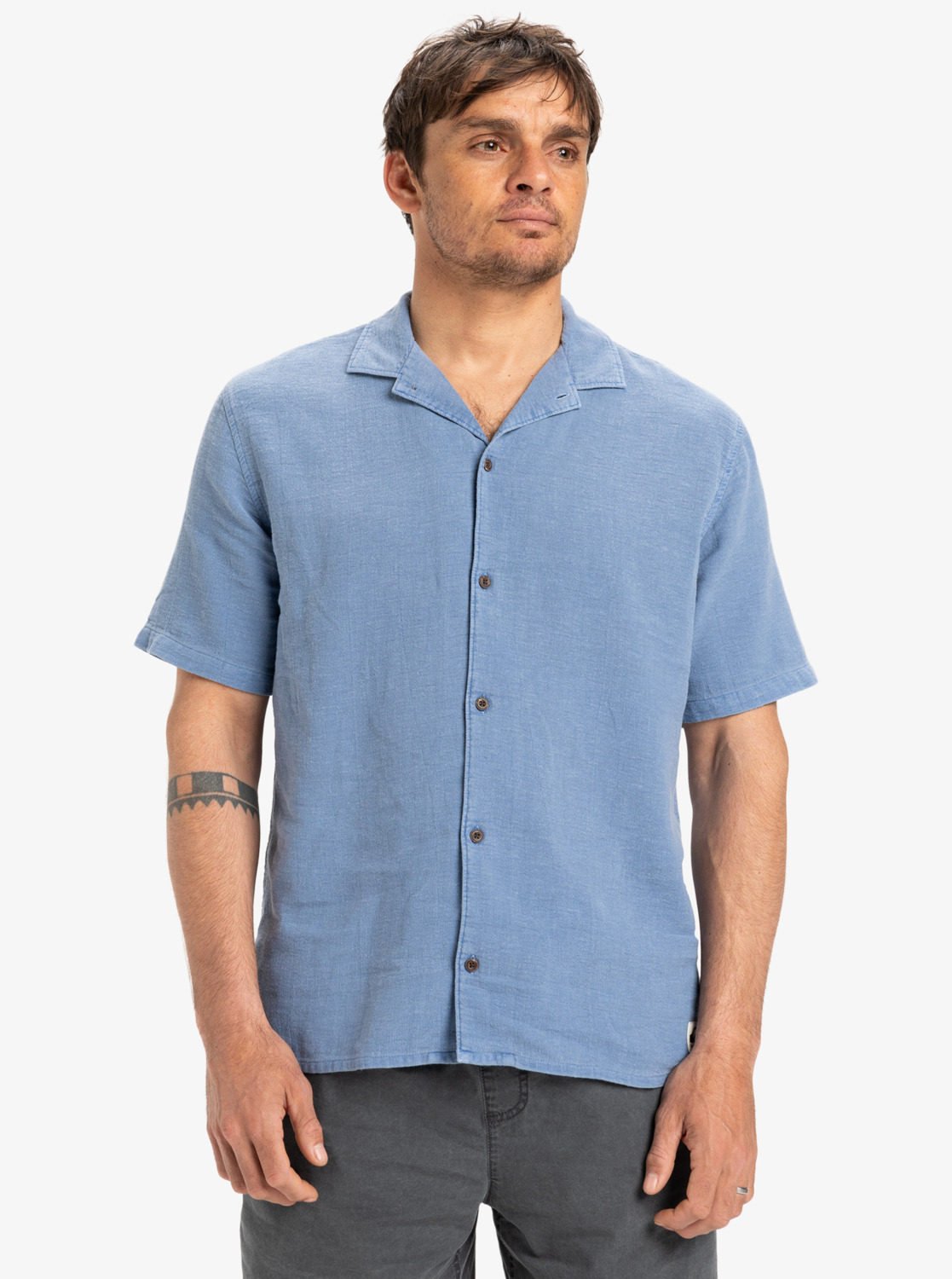 Quiksilver Sunrise Super Soft Kurzarm Hemd mit Hemp für Männer Quiksilver Sunrise Super Soft Kurzarm Hemd mit Hemp für Männer
