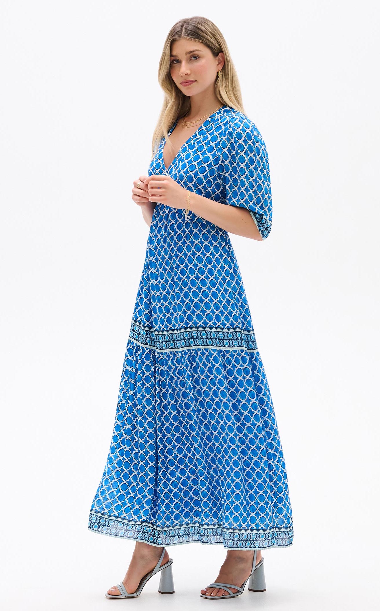 Hatley Willow Kleid in Blau - Water Blue Medallion Design Hatley Willow Kleid in Blau - Water Blue Medallion Design