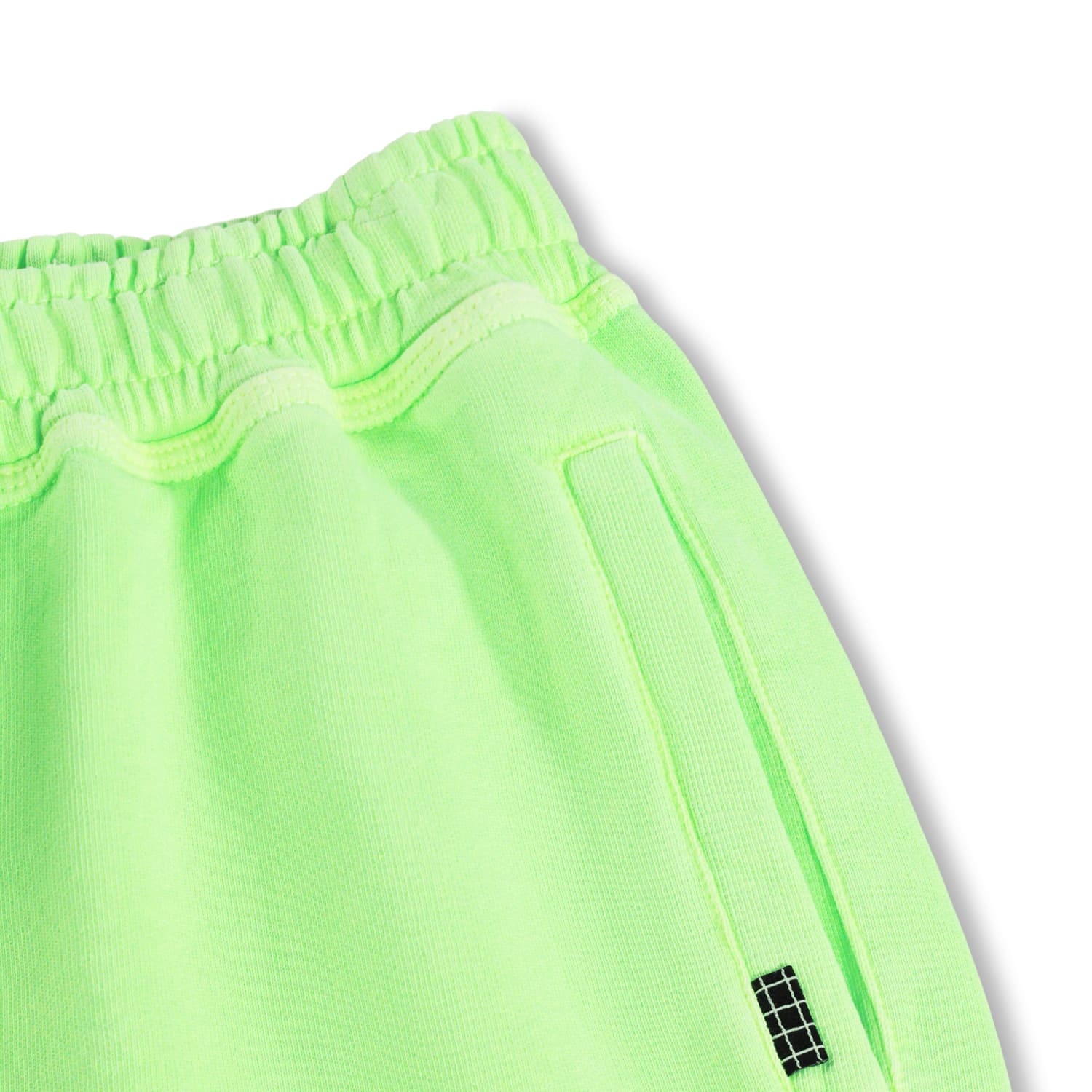 Molo Ador Jog Short in Pale Geko Neon Grün 
