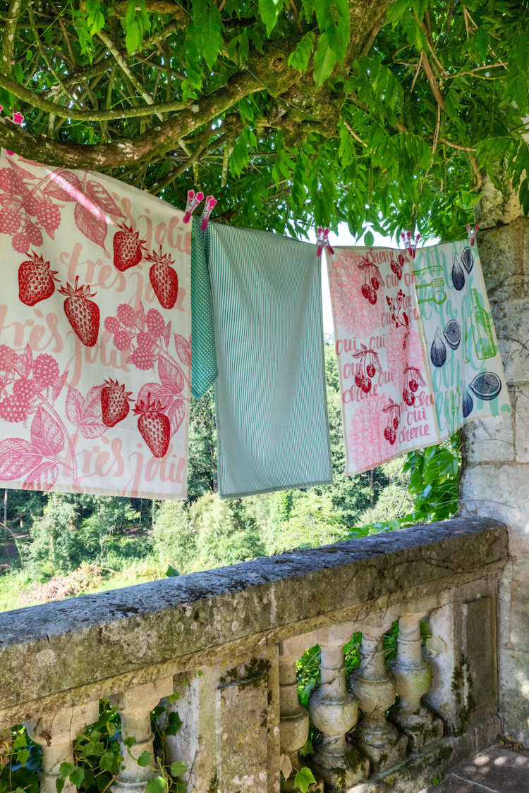 Overbeck & Friends Geschirrtuch Très Jolie Pink Erdbeeren