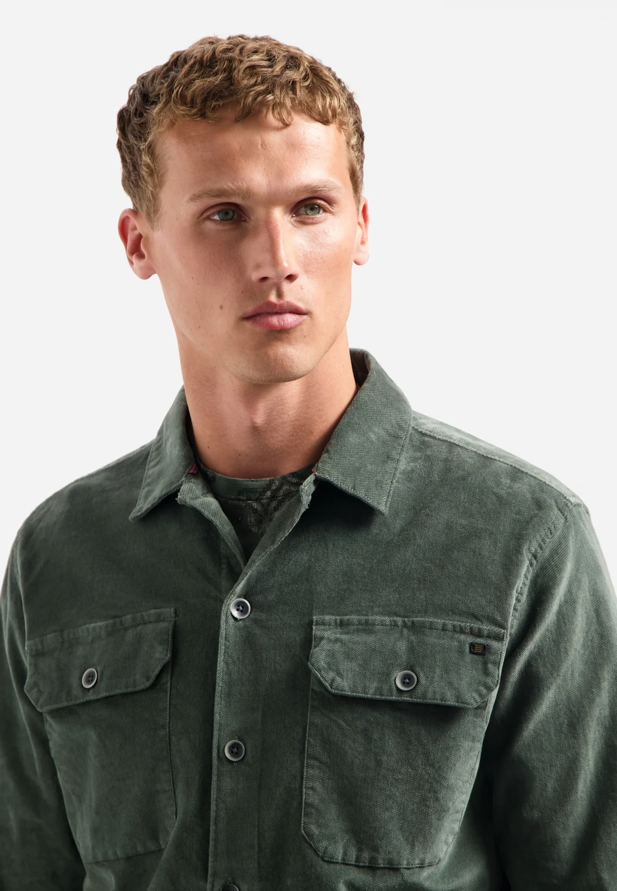 NO EXCESS Velvet Cord Overshirt Hemd in Dark Green Grün