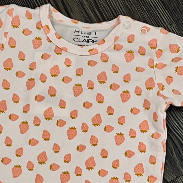 Hust & Claire Kurzarm T-Shirt in Rosa - Erdbeeren