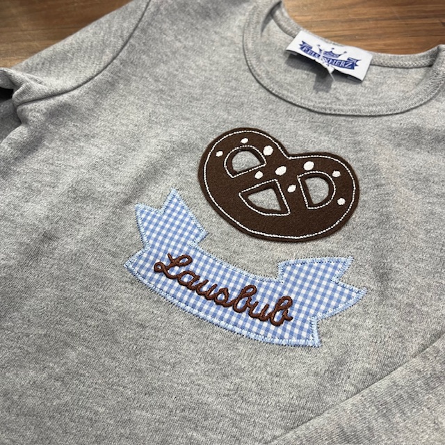 P.Eisenherz Langarm T-Shirt in Grau mit Brezel in Blau - Lausbub