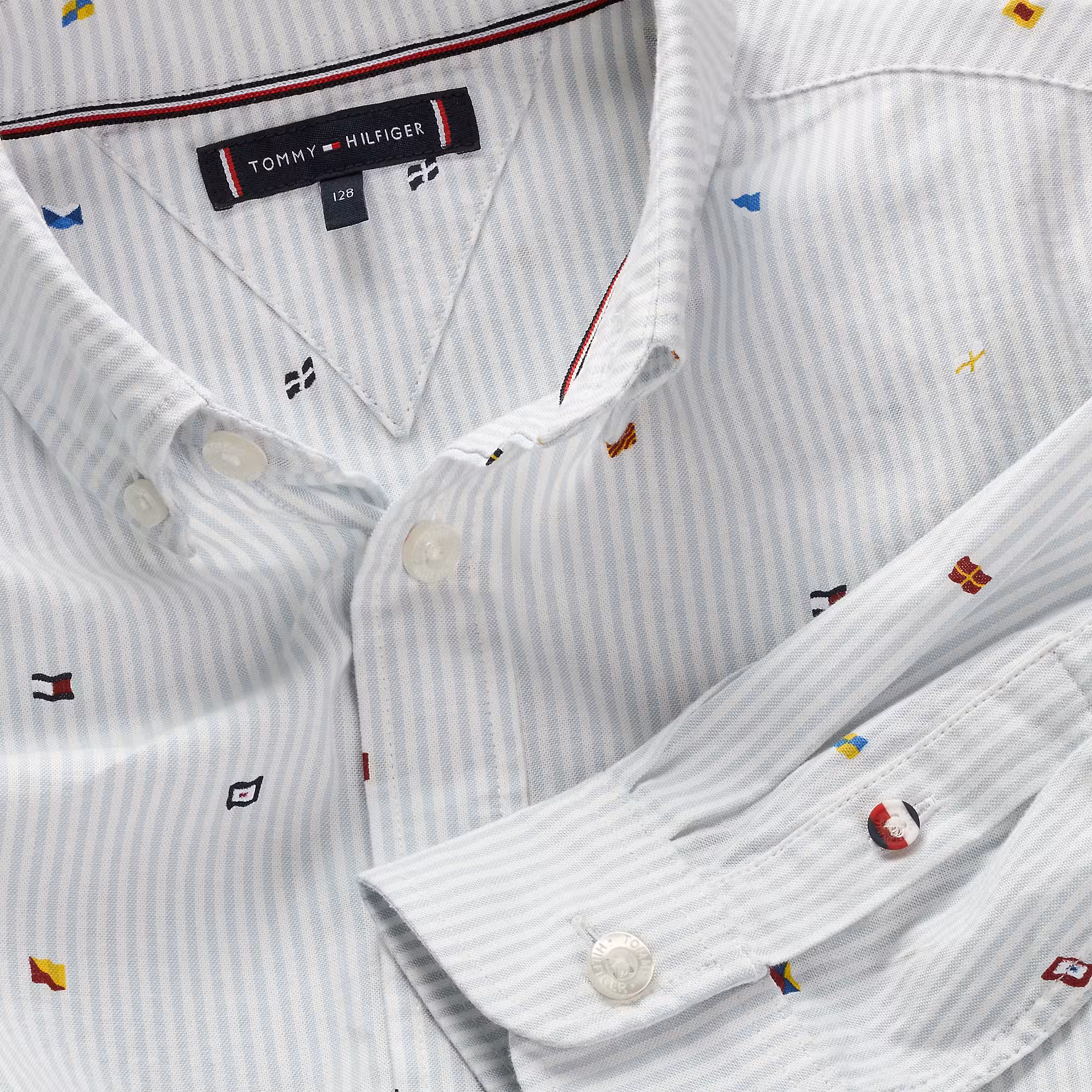Tommy Hilfiger Jungs Hemd in Weiß/Blau - Flaggen - SALE Tommy Hilfiger Jungs Hemd in Weiß/Blau - Flaggen - SALE