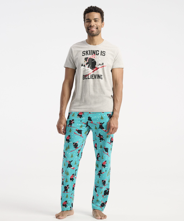 Little Blue House Herren Kurzarm T-Shirt in Grau - Skiing is Believing - Skifahren Little Blue House Herren Kurzarm T-Shirt in Grau - Skiing is Believing - Skifahren