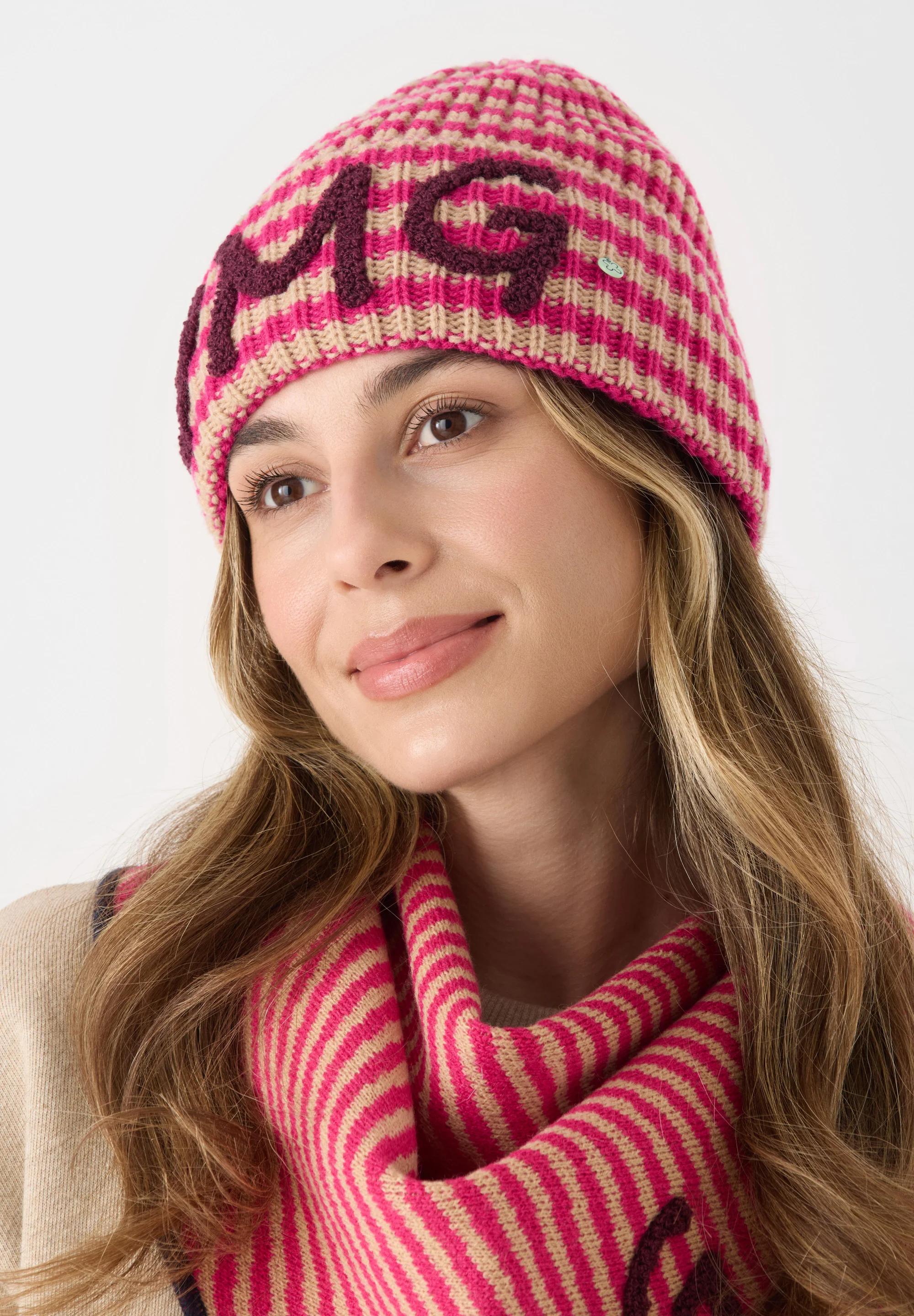 Codello Damen Strickmütze Gestreift mit Herz OMG Stickerei in Pink