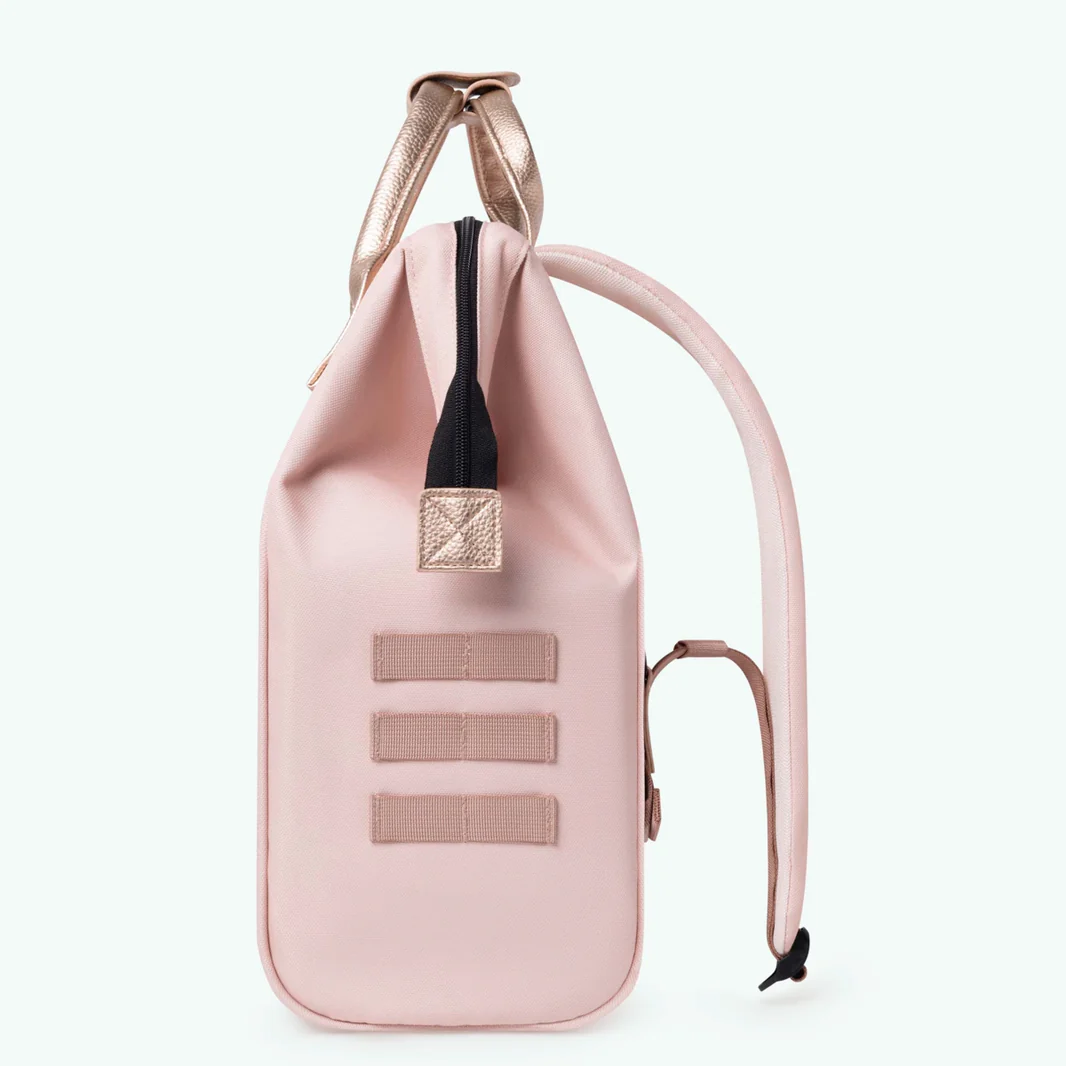 Cabaia Rucksack QUERETARO Small mit Laptop-Fach - Zartrosa & Gold Metallic Cabaia Rucksack QUERETARO Small mit Laptop-Fach - Zartrosa & Gold Metallic