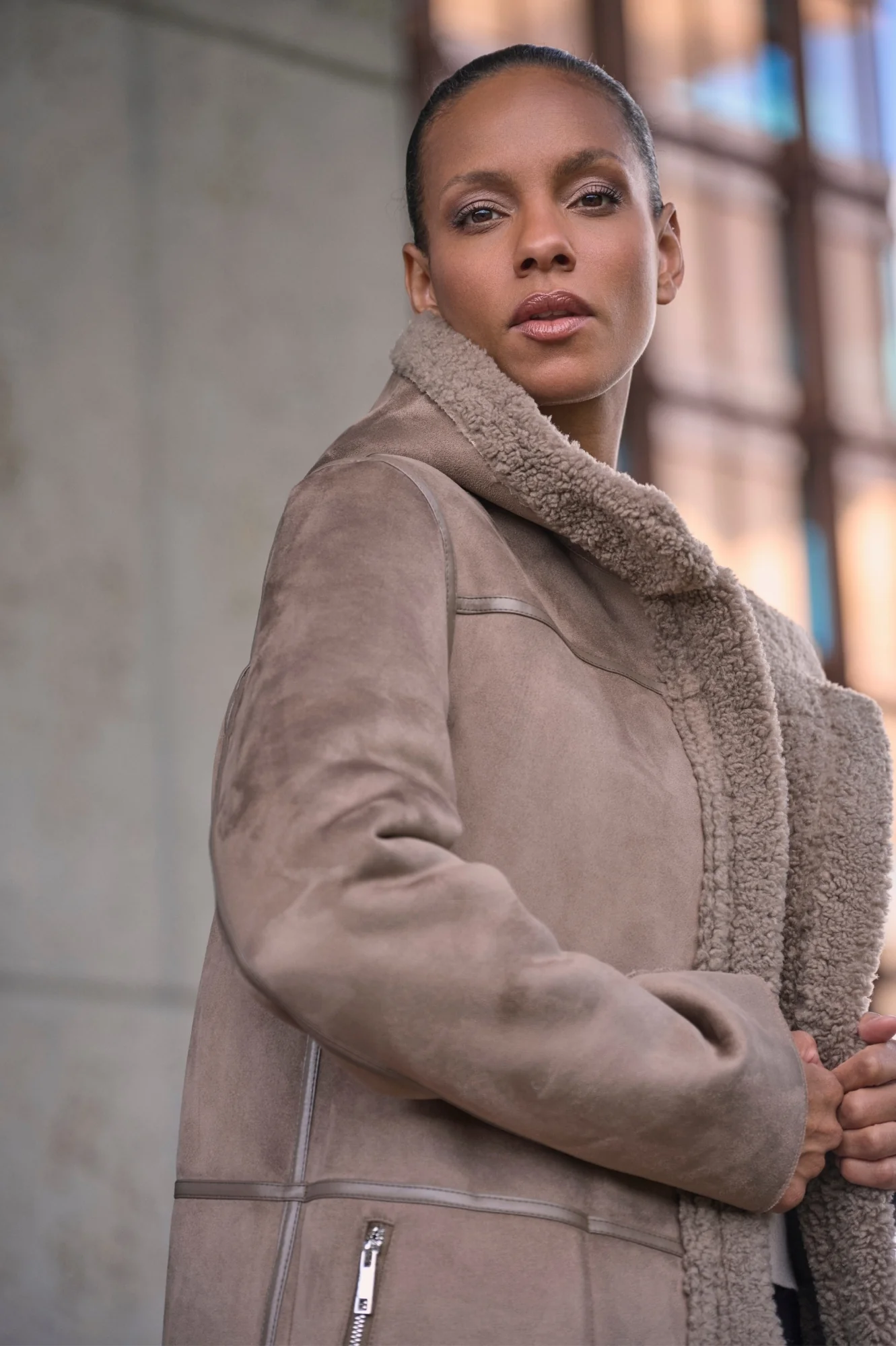 Rino & Pelle wendbarer Mantel Alina mit Kapuze - Toffee/Braun Rino & Pelle wendbarer Mantel Alina mit Kapuze - Toffee/Braun