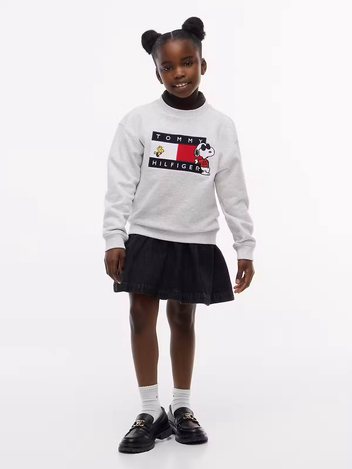 Tommy Hilfiger Peanuts Unisex Sweatshirt Crewneck in Grau -Snoopy Joe Cool & Woodstock Tommy Hilfiger Peanuts Unisex Sweatshirt Crewneck in Grau -Snoopy Joe Cool & Woodstock