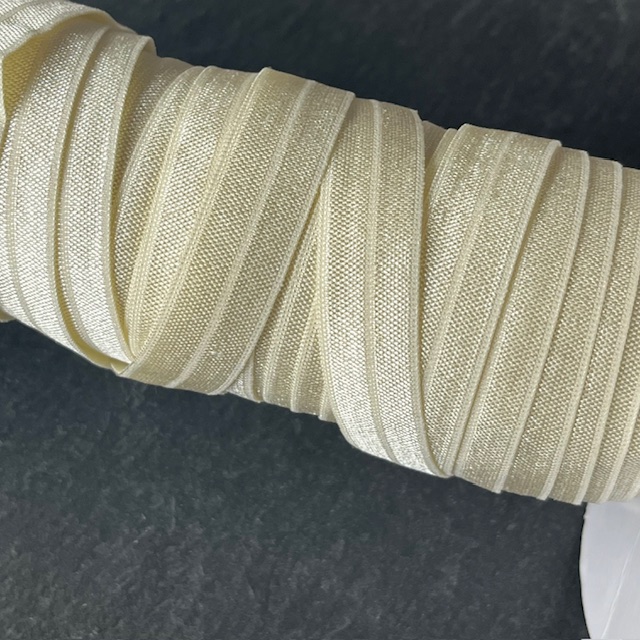 Wowzers Bastelbedarf elastischen Satin Band in Creme - 1 Meter Wowzers Bastelbedarf elastischen Satin Band in Creme - 1 Meter