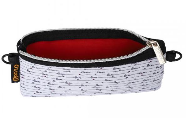 Moo' Ilo Socken mit Neopren Kosmetik Tasche - Love - SALE
