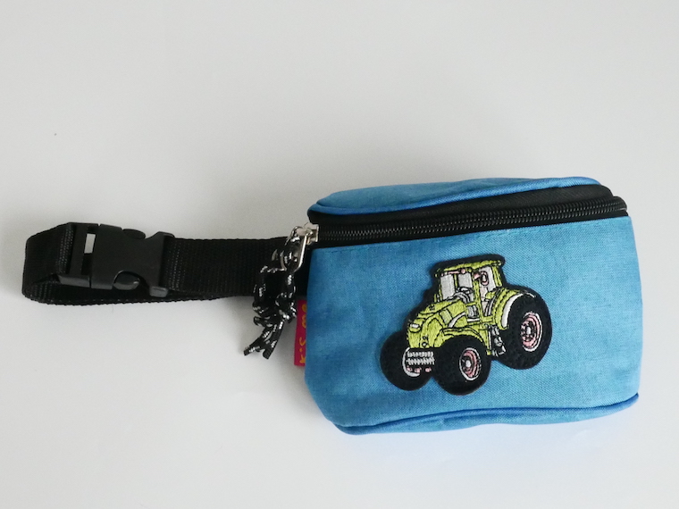 KisMe Bauchtasche Bumbag Gürteltasche in Blau - Traktor in Grün