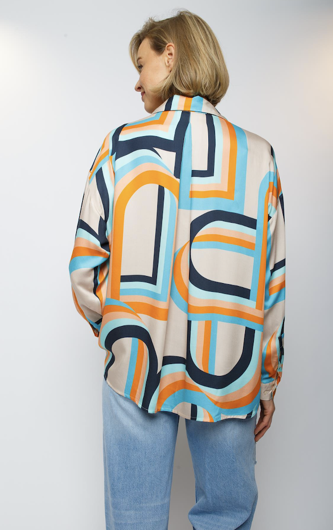 Emily van den Bergh Viskose Bluse in Sand mit Geometric Design in Navy Orange Mint & Blau - SALE