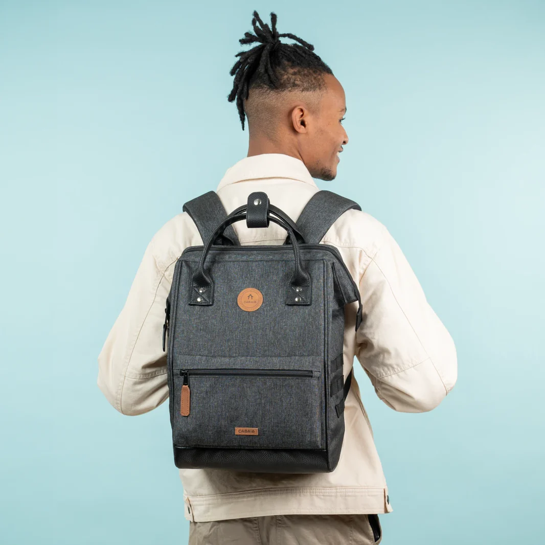 Cabaia ADVENTURER Rucksack Medium LUXEMBOURG - Schwarz Meliert