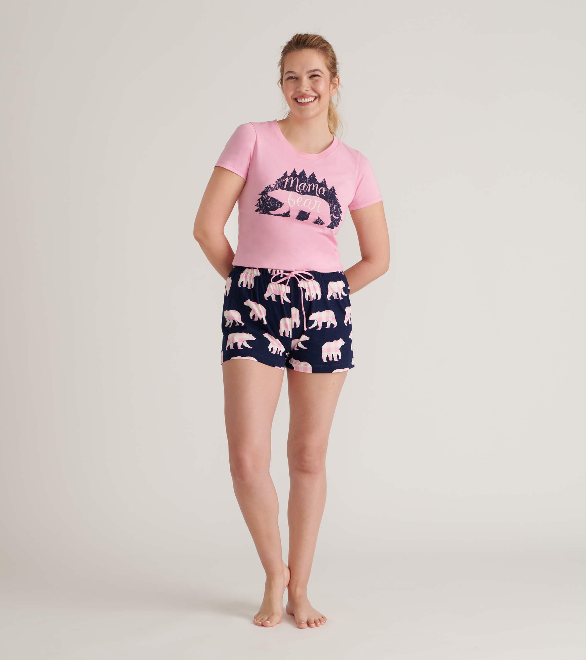 BXAWIBE404_A Little Blue House Kurze Pyjama Hose- Mama Bear - Mama Bär